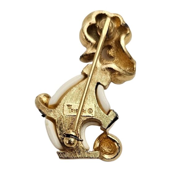 Trifari Crown Over T Gold Tone Off White Lucite Dog Brooch, Signed - Picture 4 of 7